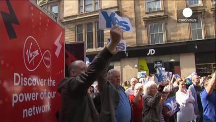 Le non et le oui à l'indépendance de l'Ecosse au coude-à-coude