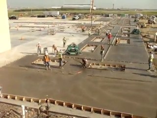 Machine de chantier qui devient dingue...