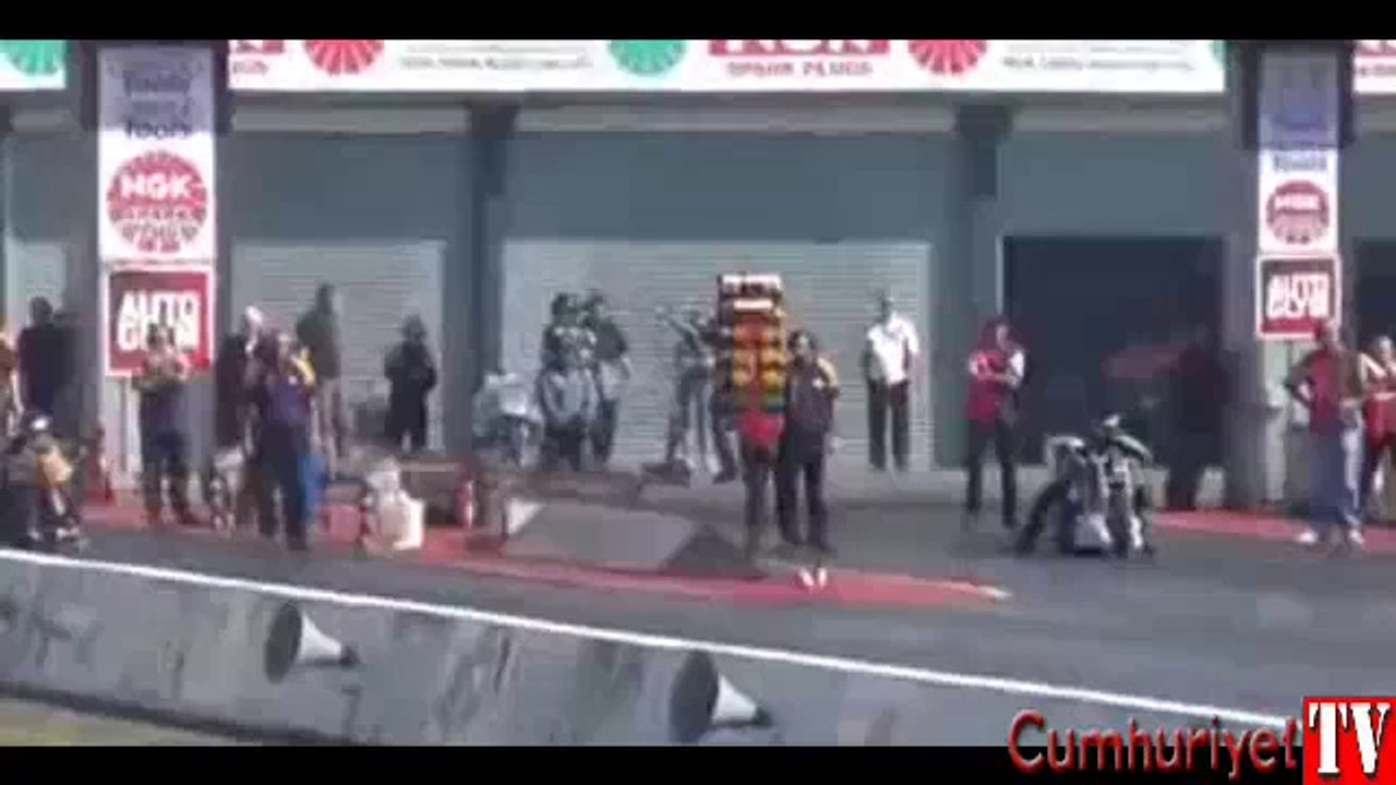 320 km hızla giderken ölümden döndü