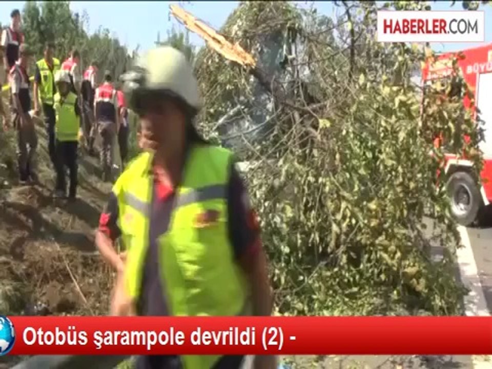 Sakarya'da Yolcu Otobüsü Şarampole Uçtu: 25 Yaralı