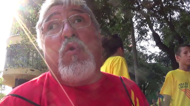 Barcelone/11 septembre 2014 Manifestation pour l'indépendance de la Catalogne, José-Maria Fernandez, un des 1 millions 800 000! interview par Nicolas Caudeville