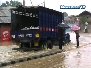 Varun Dhawan pleads to contri for Kashmir floods