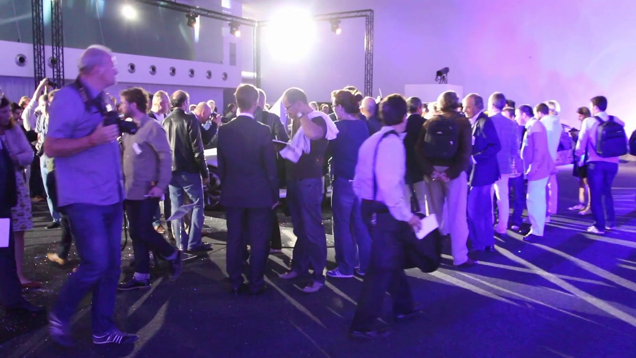 Citroën dévoile le Concept Car "Divine DS" (version longue)