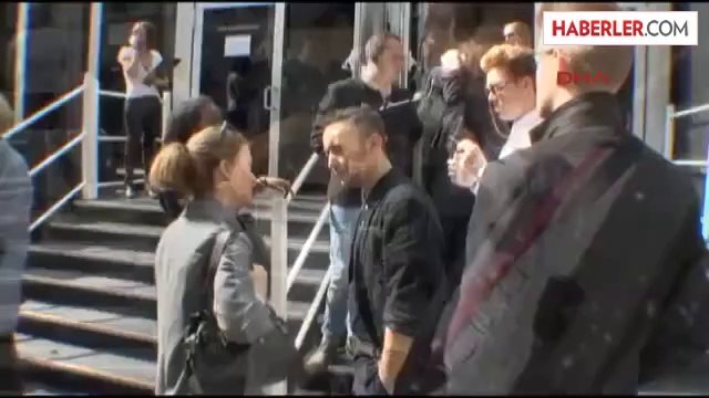 Londra Moda Haftası Bora Aksu'nun Koleksiyonu ile Başladı