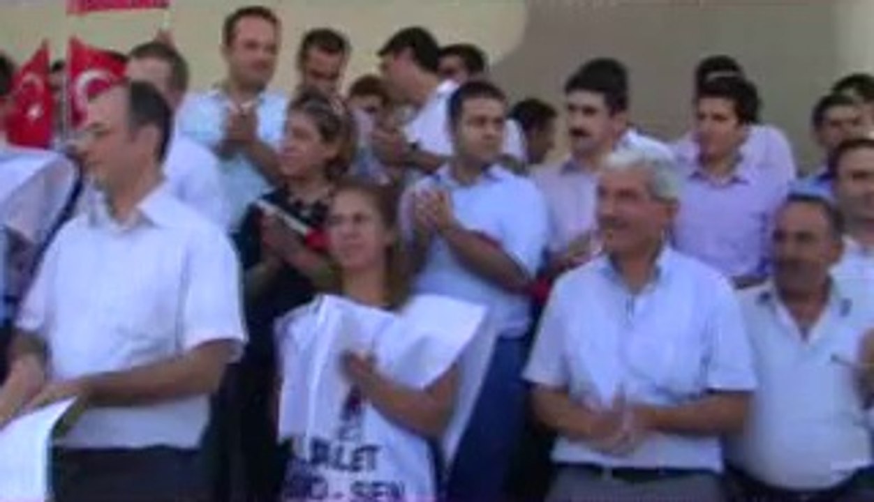 Şanlıurfa Adliyesi çalışanları basın açıklaması