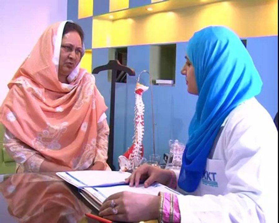 Mrs. Zakia thanks KKT Pakistan for giving her health back from SPINAL STENOSIS, SPONDYLITIS AND DISC SLIP