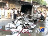 Van carrying Jang newspapers attacked in Lahore-Geo Reports-12 Sep 2014