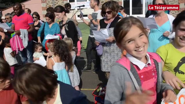 Saint-Brieuc. Les parents d'élèves de l'école Berthelot mettent leur colère en chanson
