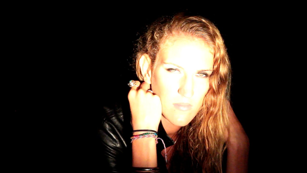 Ninamodedemploi ( The Darcys - The River)