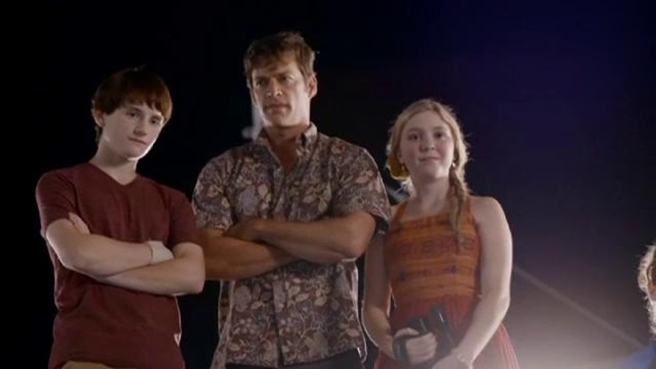 New in Theaters: Dolphin Tale 2