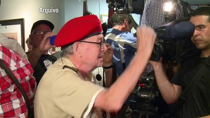 Prefeito que fumou crack desiste de campanha