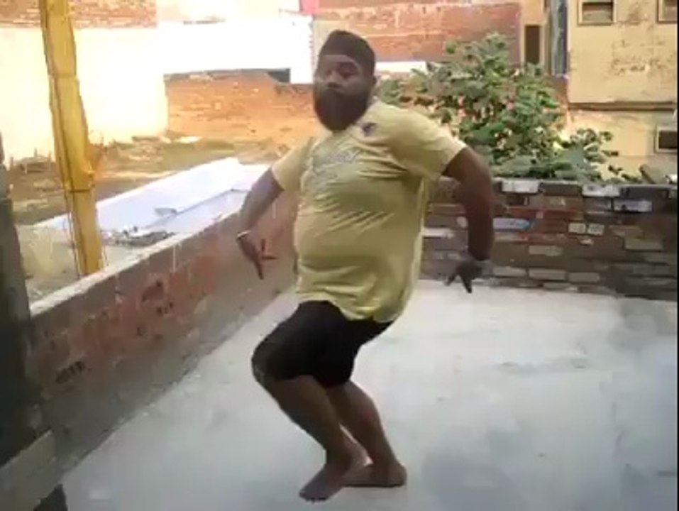 Sardar dance on pinky song