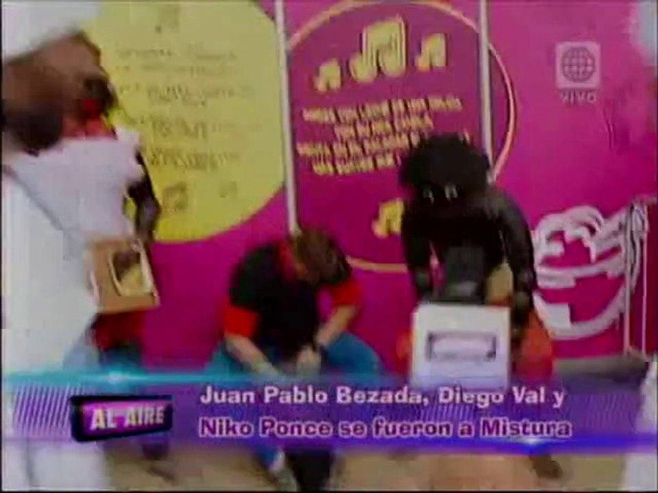 Nikko Ponce Diego Val Juan Pablo en "Mistura" 2014