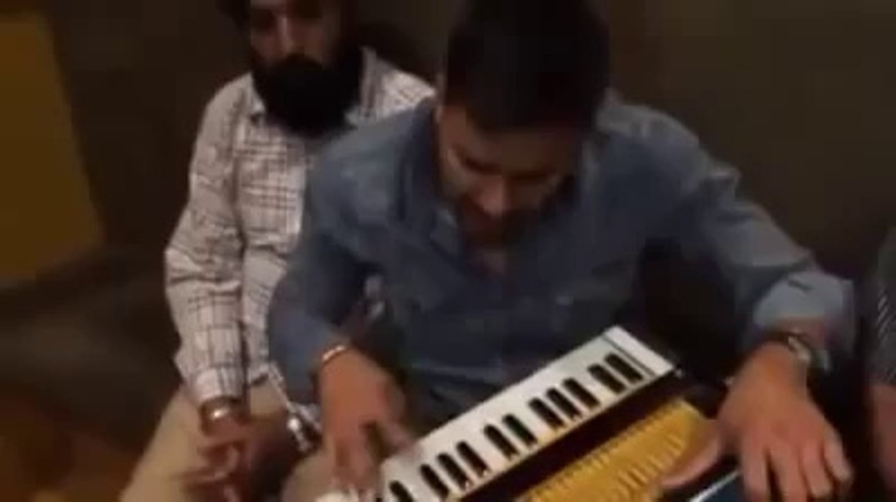 Kammea De Dukh || Veet Baljit Live Latest Song Video 2014 Marjana Mani Official