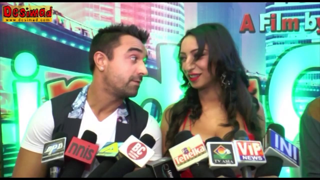 Ajaz Khan EXPOSES Pornstar Shanti Dynamite's ASS CRACK in Public