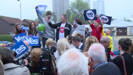 Ecosse: la campagne des pro et anti se déplace à Glasgow