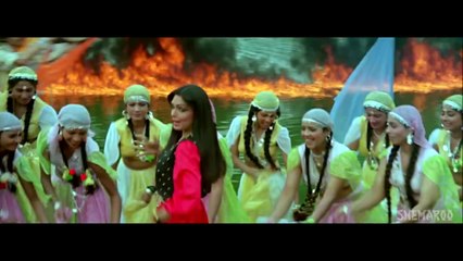 Descargar video: Yeh Din To Aata Hai - Amitabh Bachchan - Sexy Parveen Babi - Mahaan - Bollywood Superhit Song -