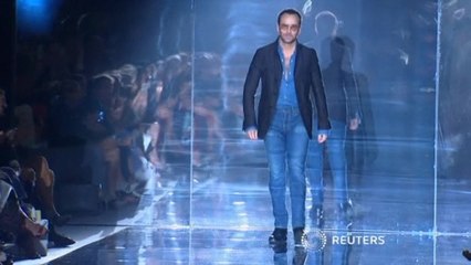 Tom Ford live-streams runway show for the first time