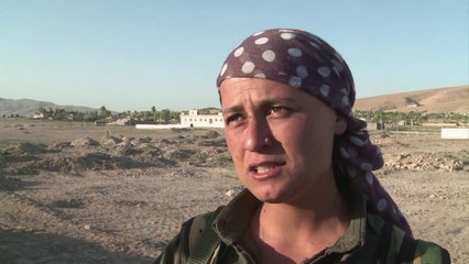 مقاتلات كرديات يواجهن المتطرفين الاسلاميين في العراق