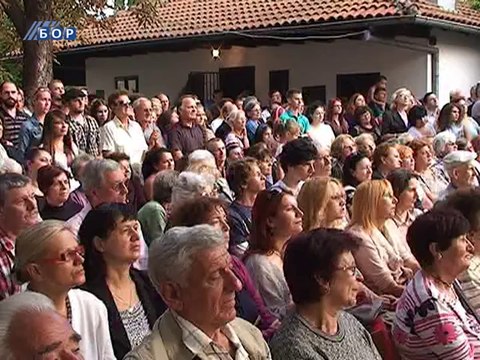 U Negotinu počeli 49. Mokranjčevi dani Pobednik natpevavanja - Hor Iuventus Cantat iz Sombora, 13. septembar 2014. (RTV Bor)