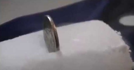 Kuru Buzun Üzerine Bozuk Para Koyarsanız Ne Olur?