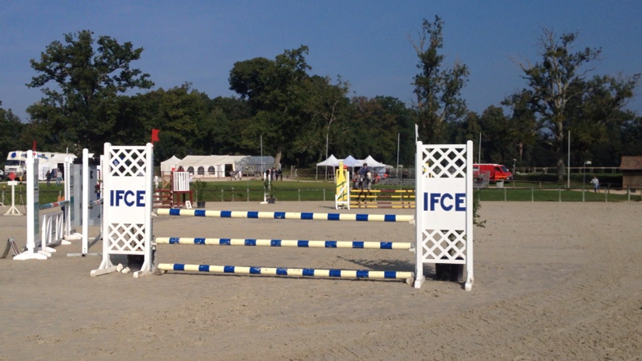 Sauts d'obstacles au Haras du Pin