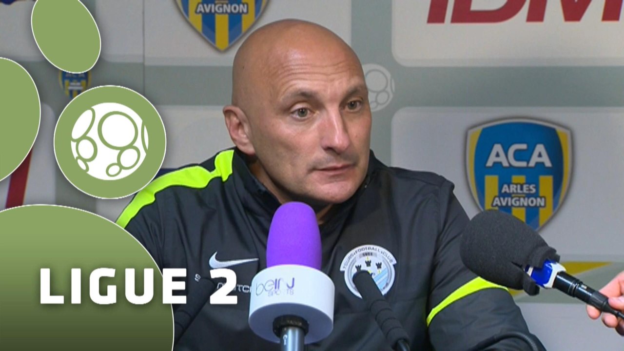 Conférence de presse AC Arles Avignon - Tours FC (1-0) : Franck  DUMAS (ACA) - Olivier PANTALONI (TOURS) - 2014/2015