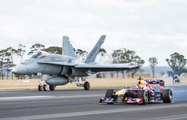 F1 Car vs F-A-18 Hornet (Red Bull's Daniel Ricciardo Feels The Force)