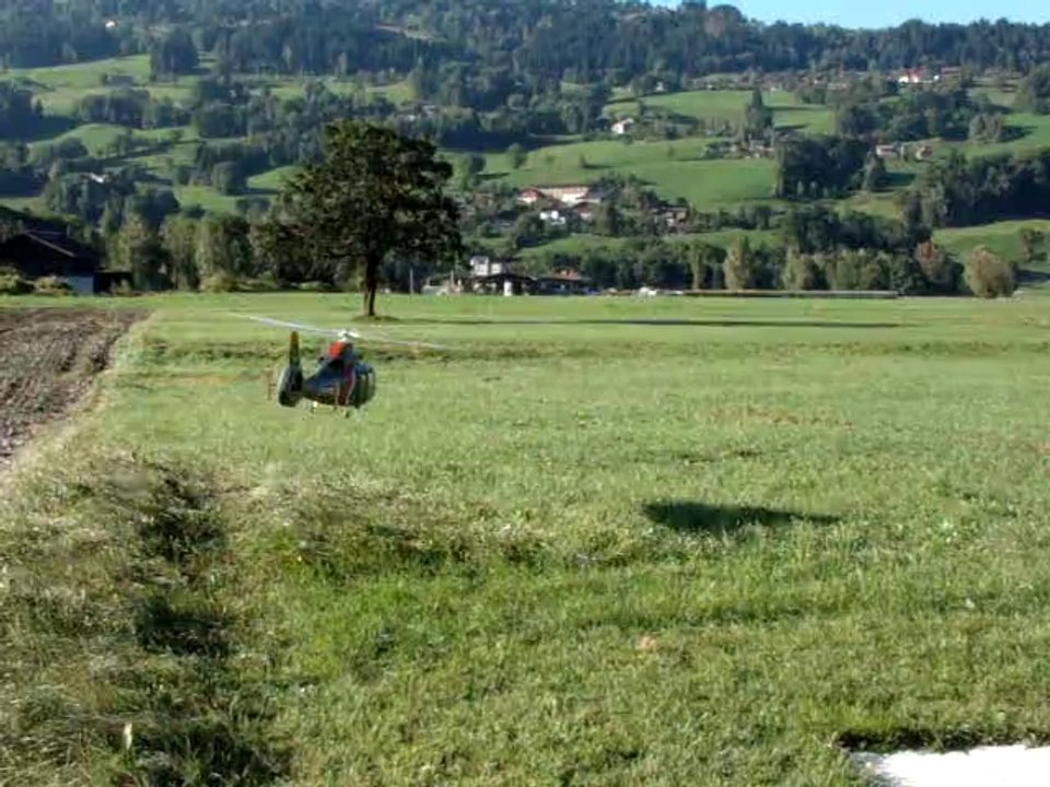 As 365 Dauphin Vario en vol avec mécanique TREX 600 quadri pales et fenestron Gilbert Escalier