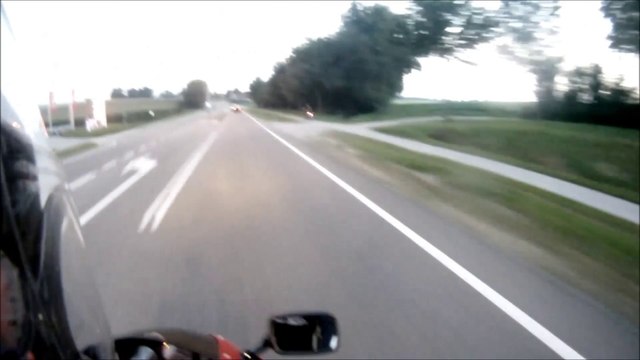 KTM Superduke & Yamaha Thundercat having fun