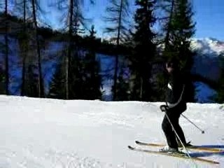 Les premiers pas d'Anne-Laure en ski