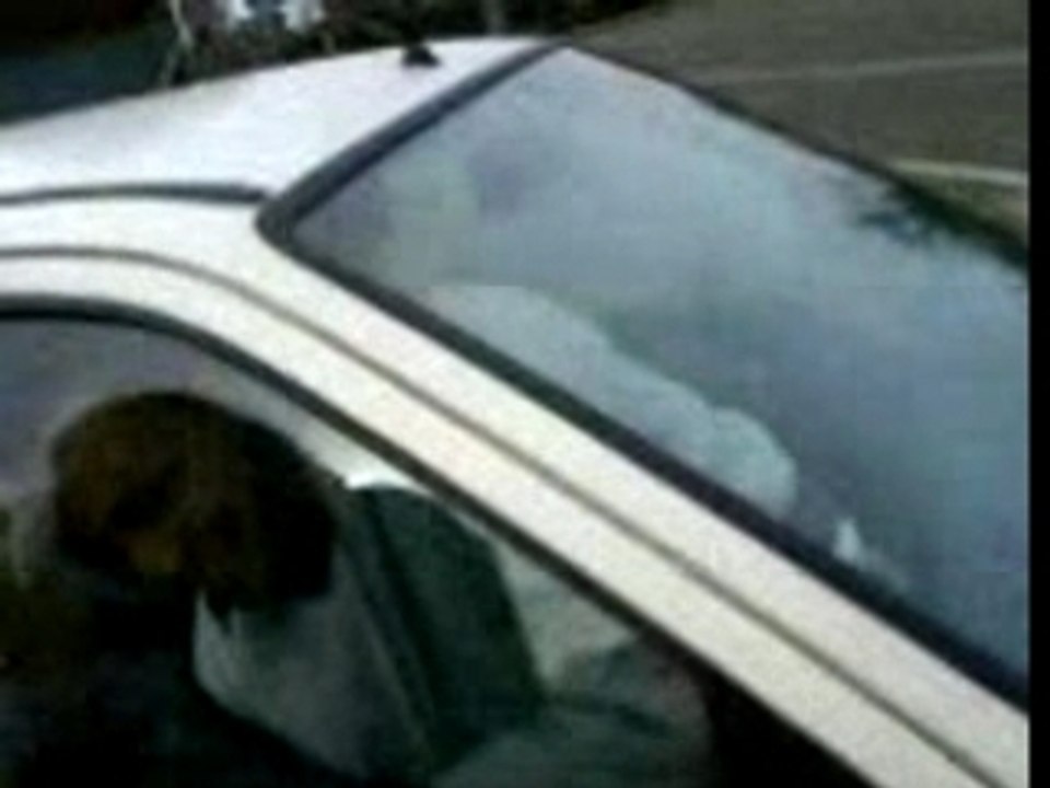 trop de monde dans la voiture