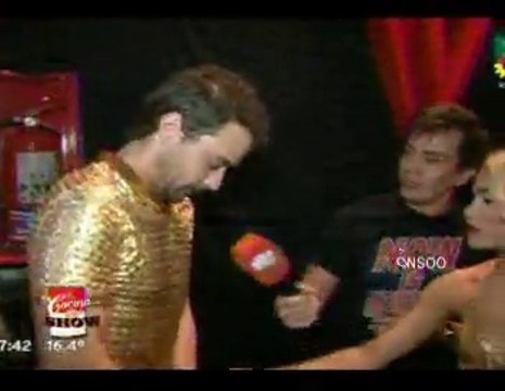 Pedro y Lali en back del baile en La Cocina del Show - 13 de Septiembre