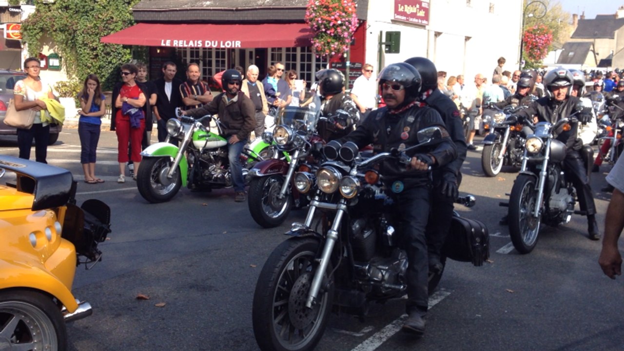 400 motards en parade avec les Bike brothers