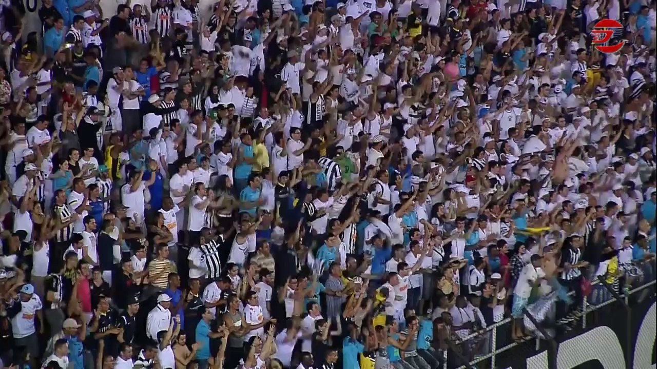 Santos derrota o Coritiba e sobe para 9º