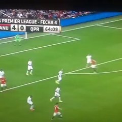 Di Marias pass to Robin van Persie.