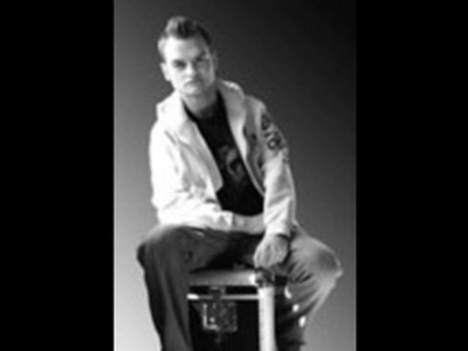 Evil Activities - Nobody Said It Was Easy (O-Seven & Jumpgeil Bootleg Mix)