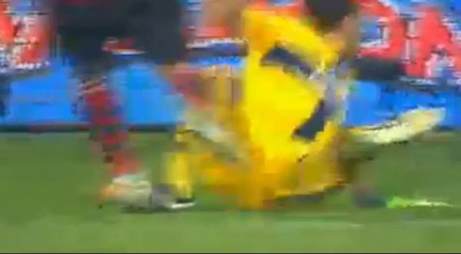 GOL de Nigel De Jong. Parma 2-4 Milan