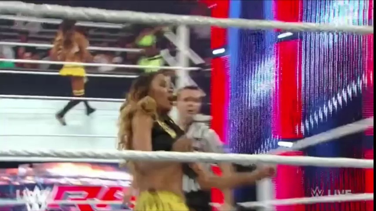 Cameron Vs Naomi