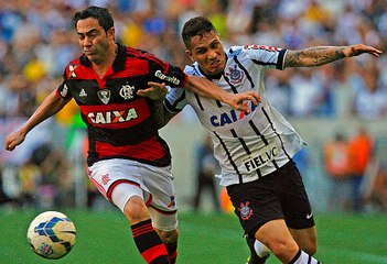 Скачать видео: Com arbitragem confusa, Fla vence Corinthians no Maracanã