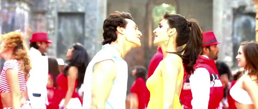 Whistle Baja - Heropanti - Tiger Shroff, Kriti Sanon - Latest Bollywood Songs