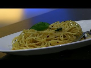 Classic Aglio E Olio Pasta By Arina
