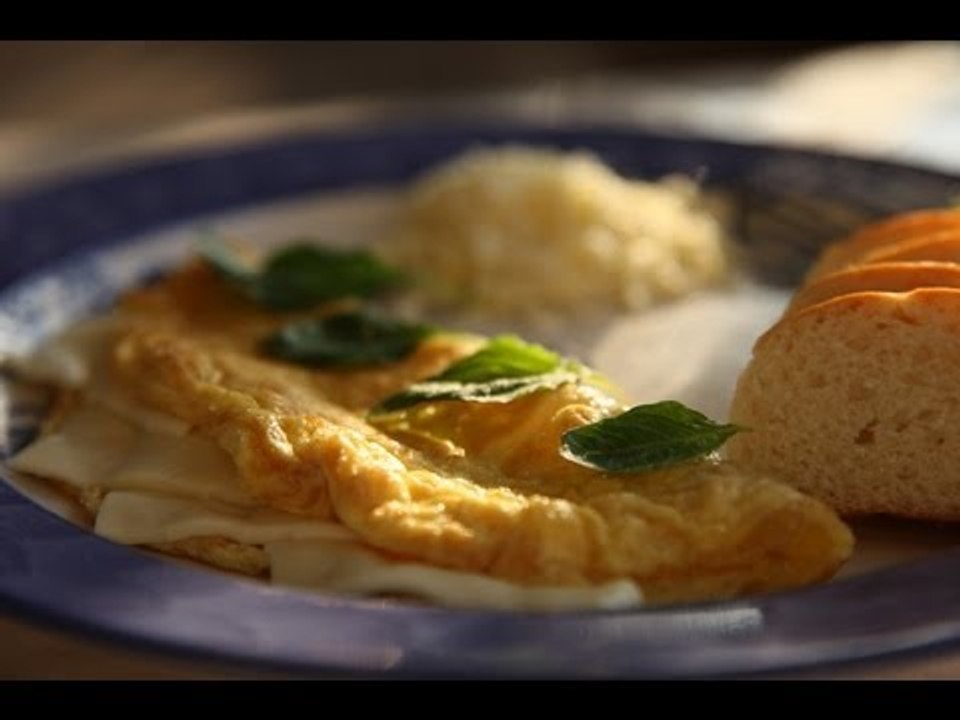 Home-Made Cheese Omelette