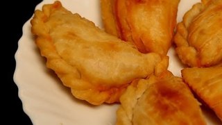 Home-Made Karanji/Gujiya (Wrapped And Fried Puff With Coconut Filling) By Archana