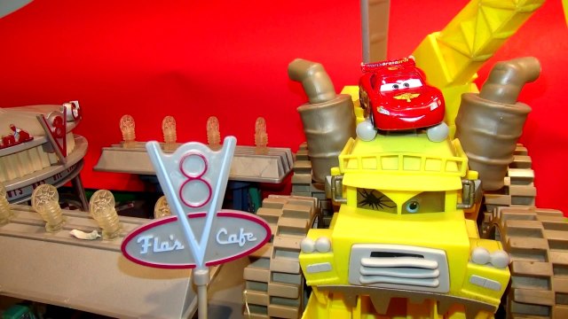 Pixar Cars Screaming Banshee Destroys Radiator Springs lol