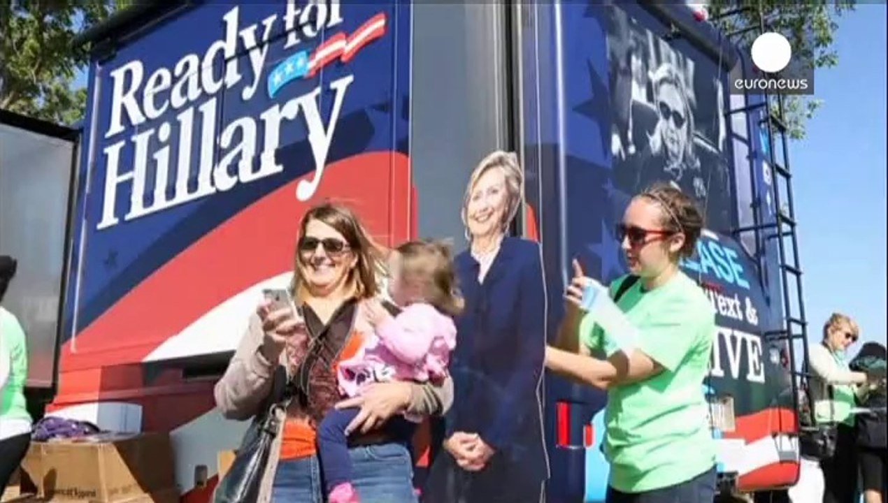 Клинтон "думает" о президентстве