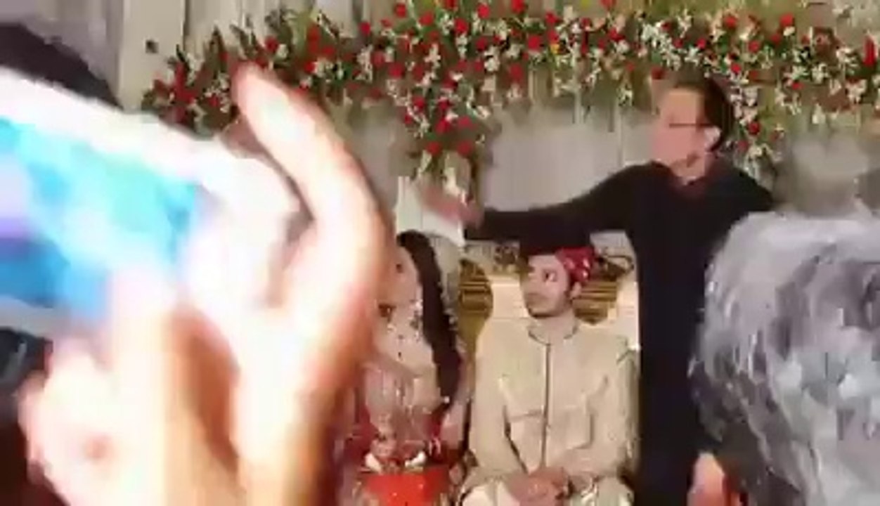 Danish Taimoor and Aiza Khan Mehndi Dance & Barat - Wedding Videos -