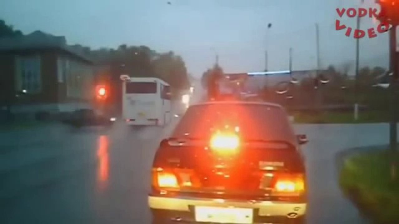 Car Accidents►Cars Accidents Compilation ►Cars Accidents 2014 Funny