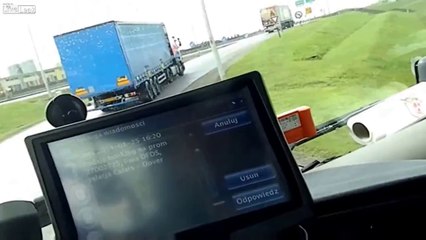 Calais: FRENCH TREACHERY - detour route set up so illegals have more chances to climb on trucks