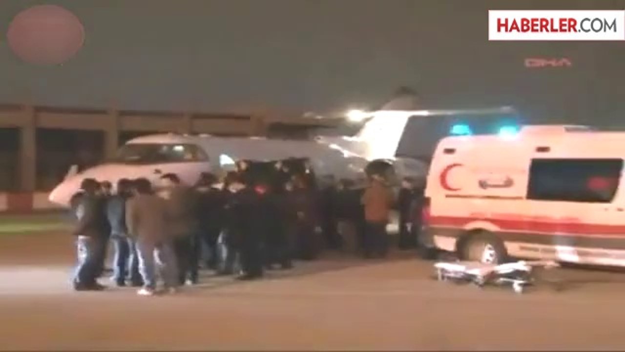 İbrahim Tatlıses, 'Maddi Sıkıntılar Çekiyor' Haberlerine Ateş Püskürdü